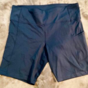 Plus size Gray LuLuLemon Wunder Train High Rise shorts